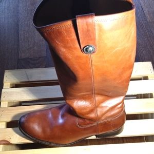 FRYE BOOTS (CALF IS NOT WIDE)